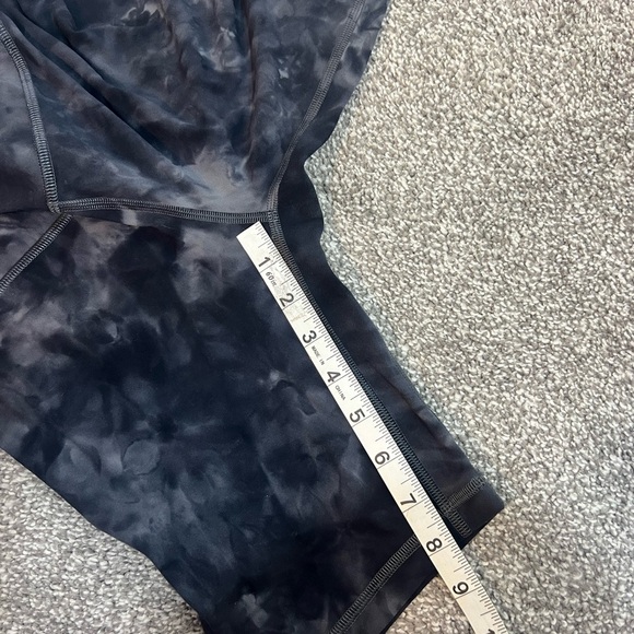 lululemon Align space dye biker Short size 4 - Picture 16 of 16